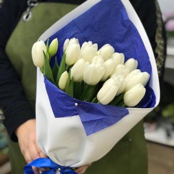 Белые тюльпаны 23 шт. Артикул  314028